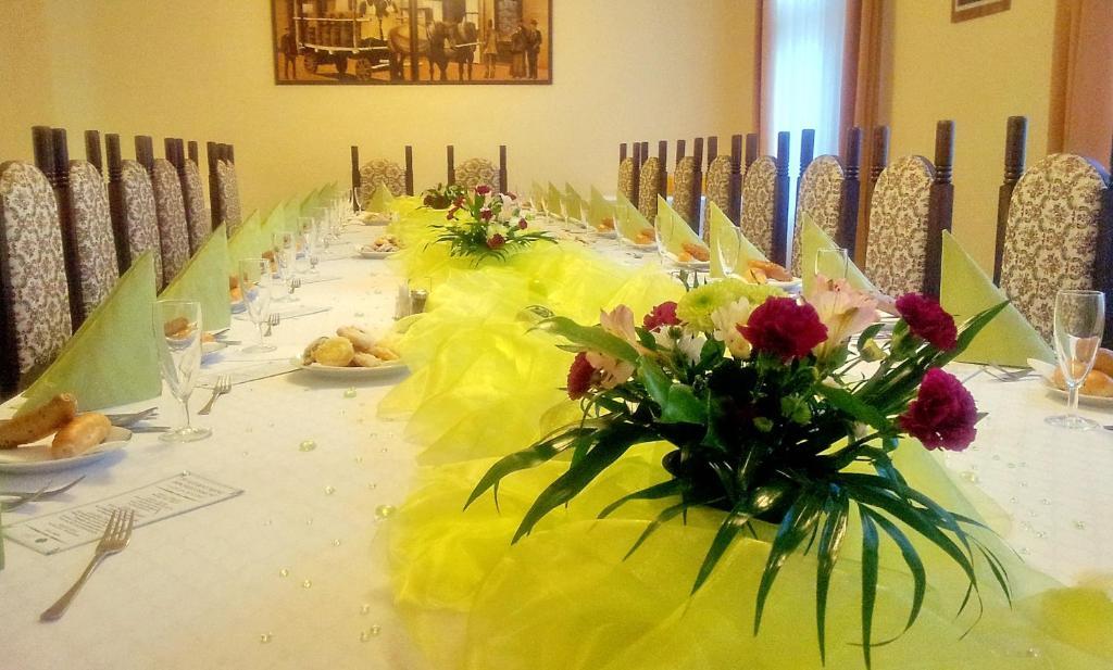 Hotel U Salzmannu Пилзен Екстериор снимка